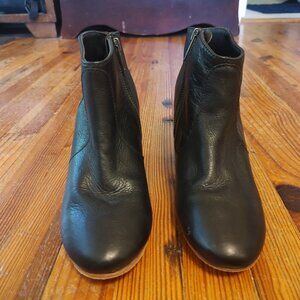 Johnston & Murphy Women's Booties